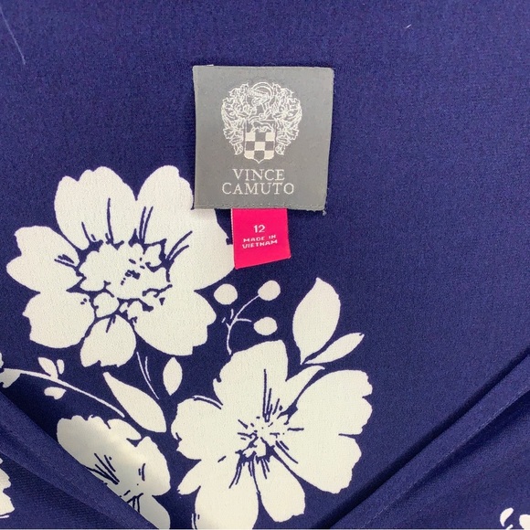 Women’s Vince Camuto Blue White Floral Poly Blend 1/2 Sleeve Wrap Dress Size 12 - Picture 3 of 4